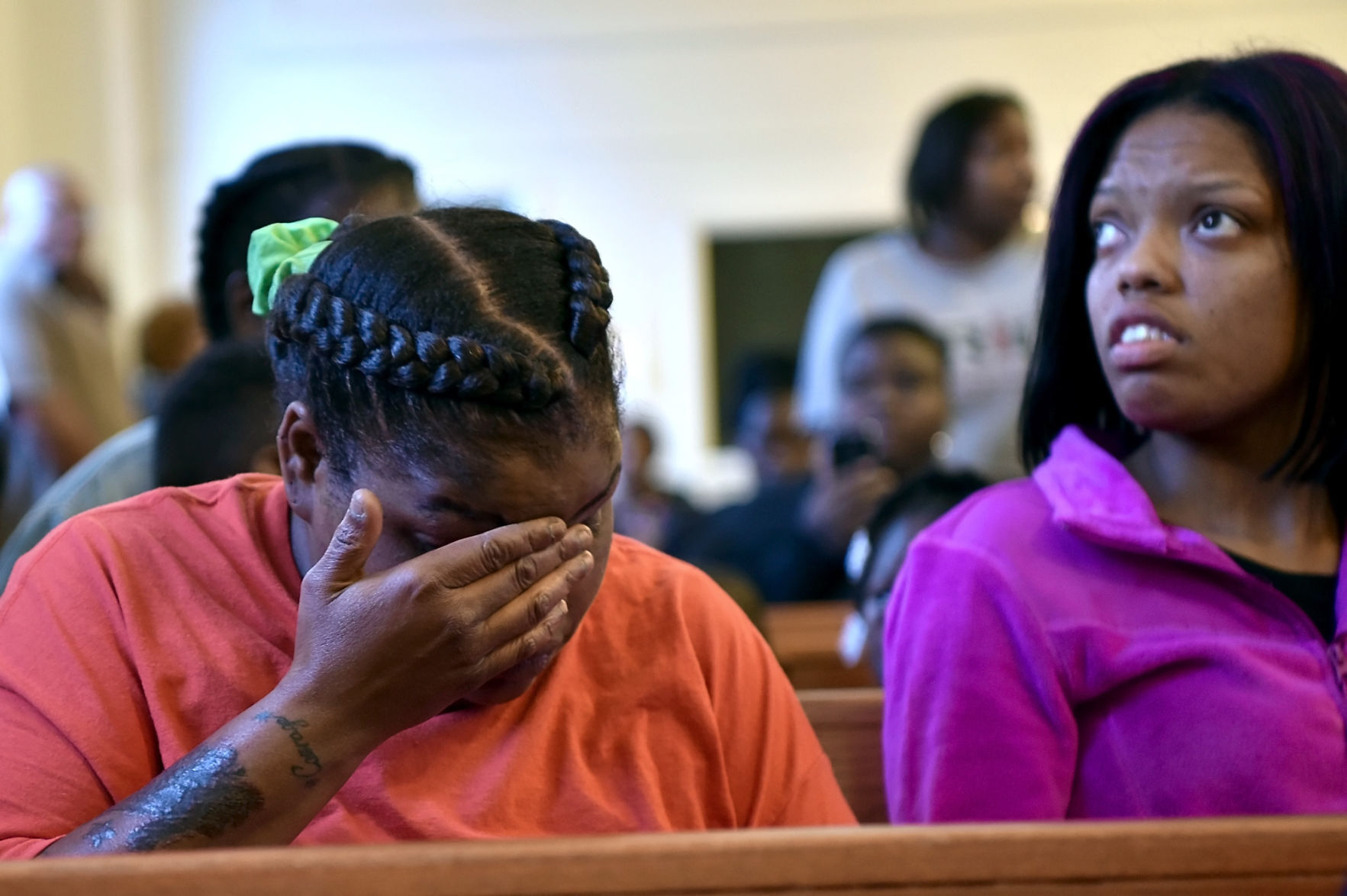 In heated meeting, HUD tells Cairo public housing residents they have to move